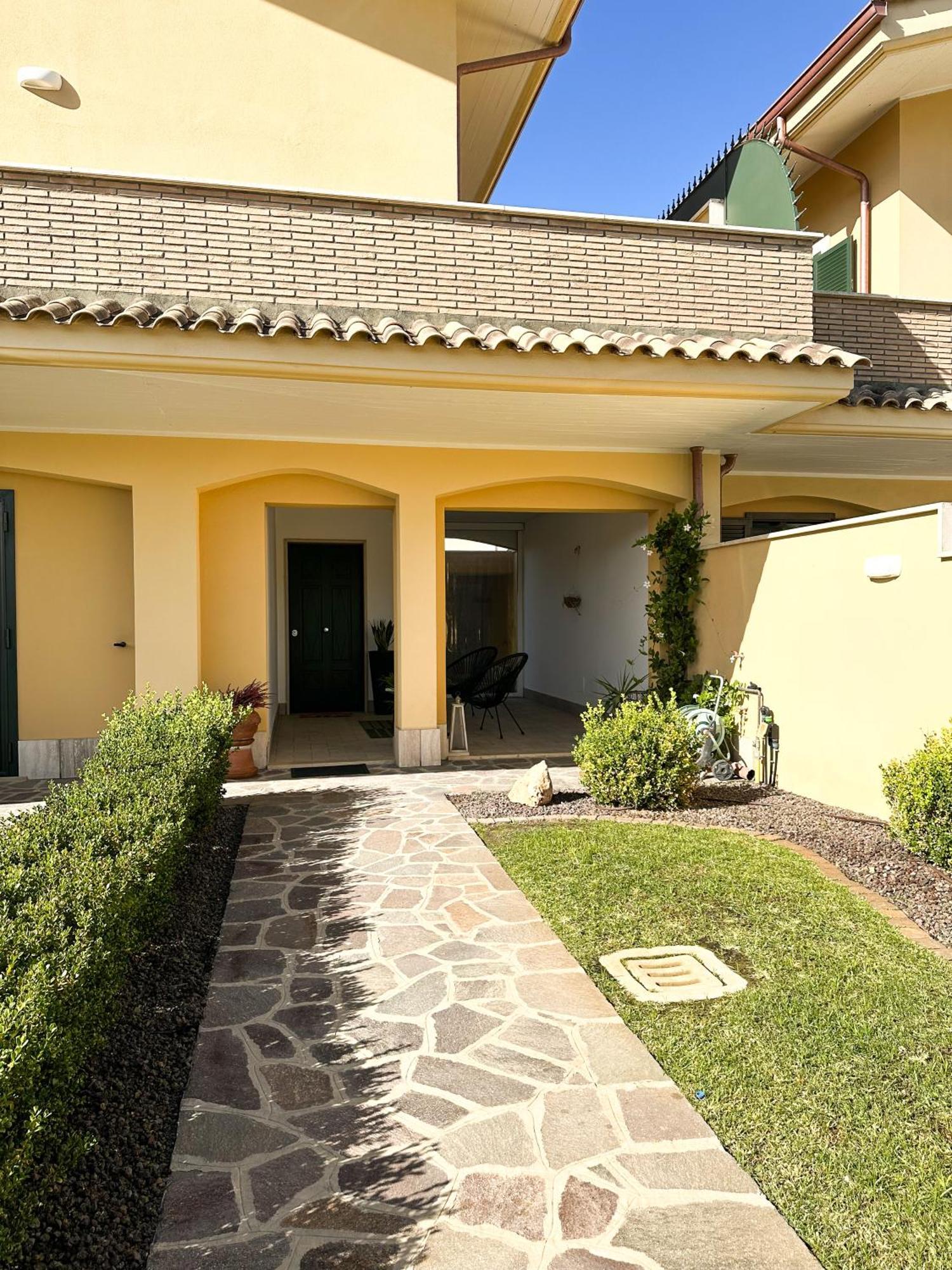 Carolas Luxury House Fiumicino Extérieur photo